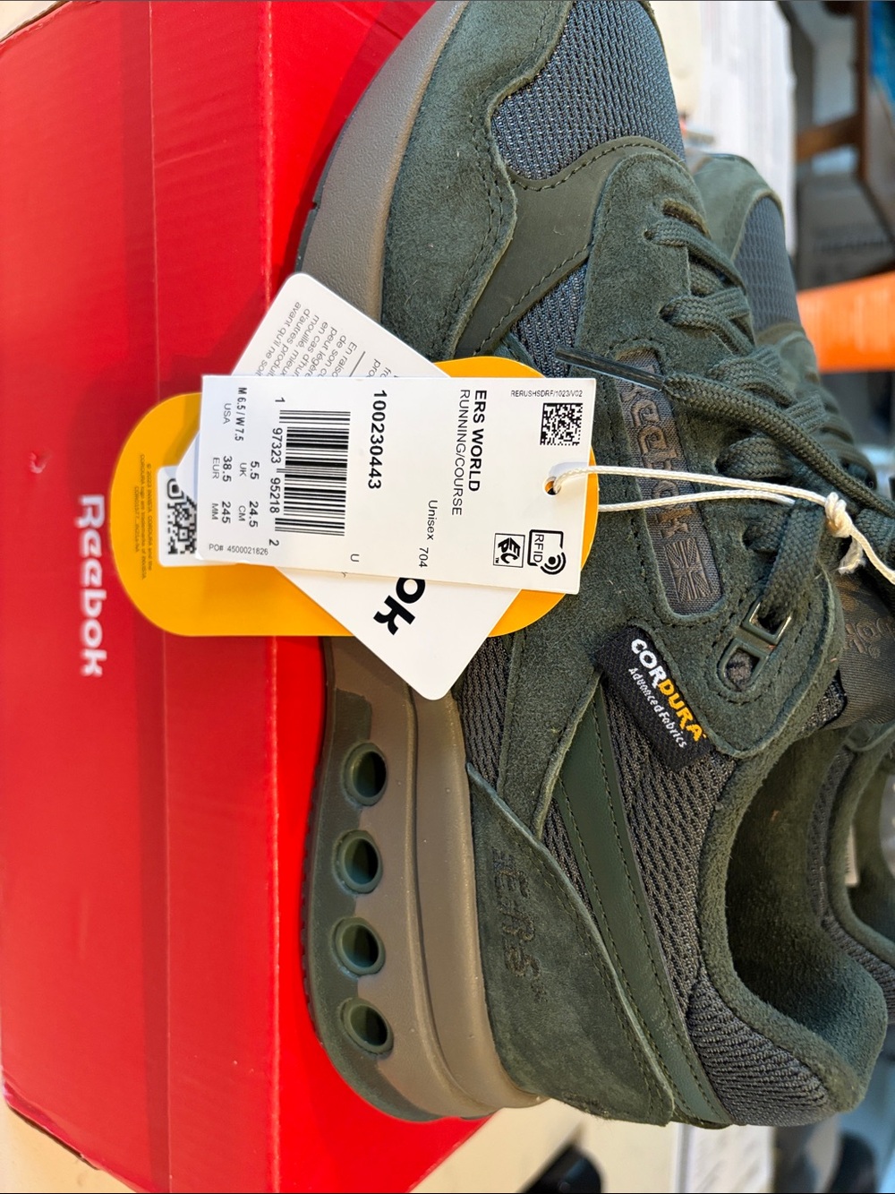 Reebok ERS World Unisex Sneakers